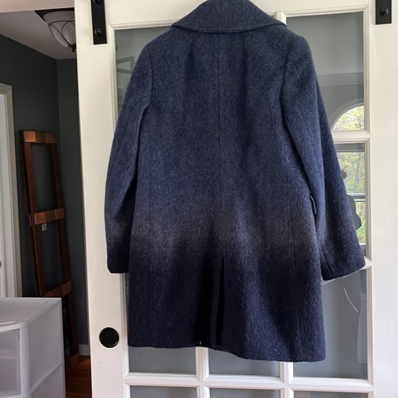 Banana Republic Ombré winter coat - Picture 3 of 4